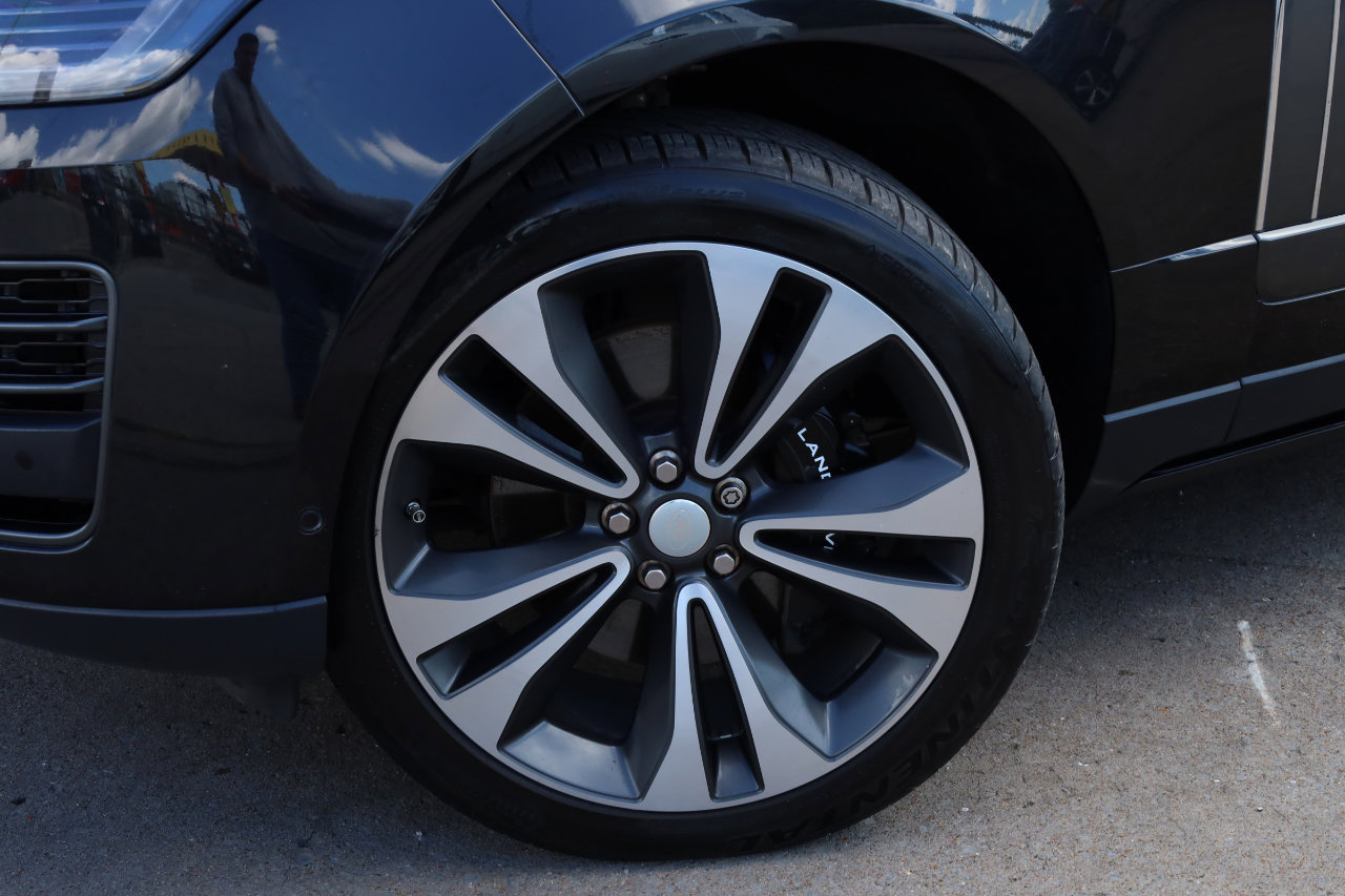 Used 2020 Land Rover Range Rover SV Autobiography Dynamic image 44