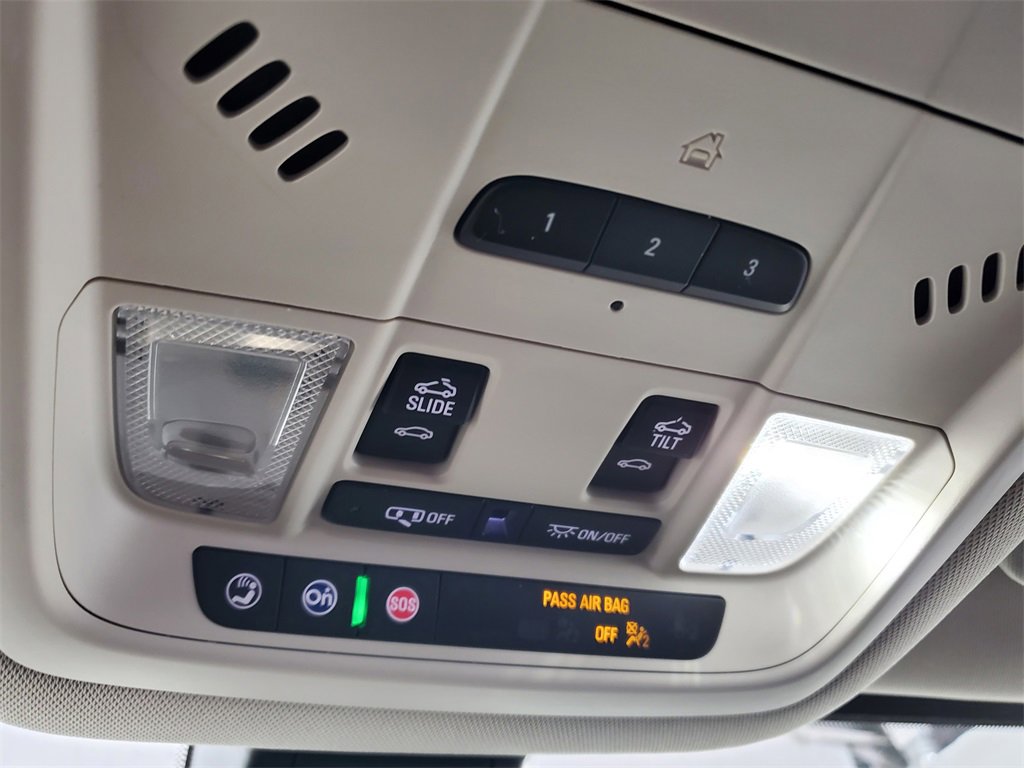 Used 2023 GMC Acadia Denali w/ Black Diamond Edition image 31