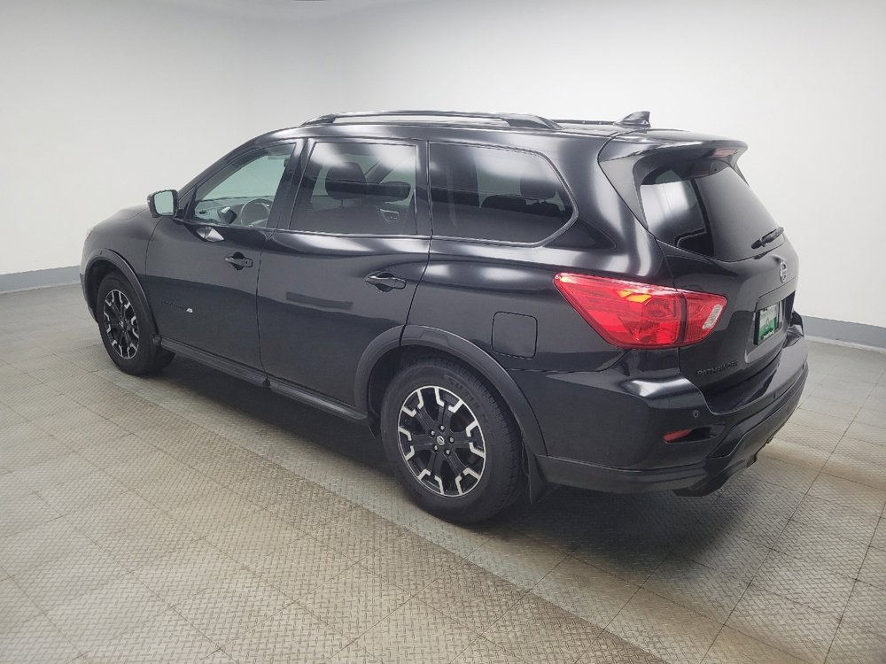 Used 2019 Nissan Pathfinder SL image 3