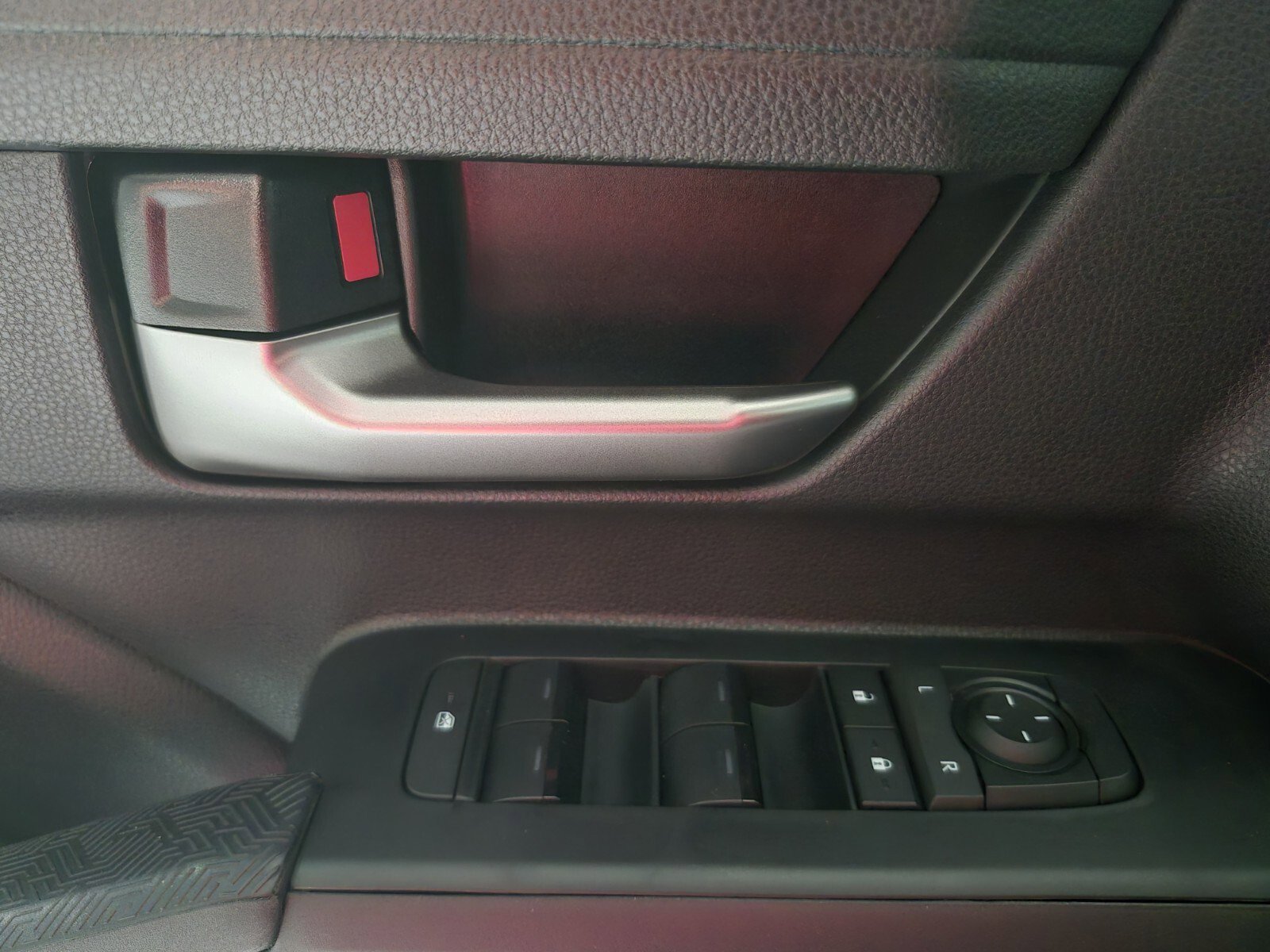New 2026 Toyota Tacoma SR5 AWD/4WD image 15