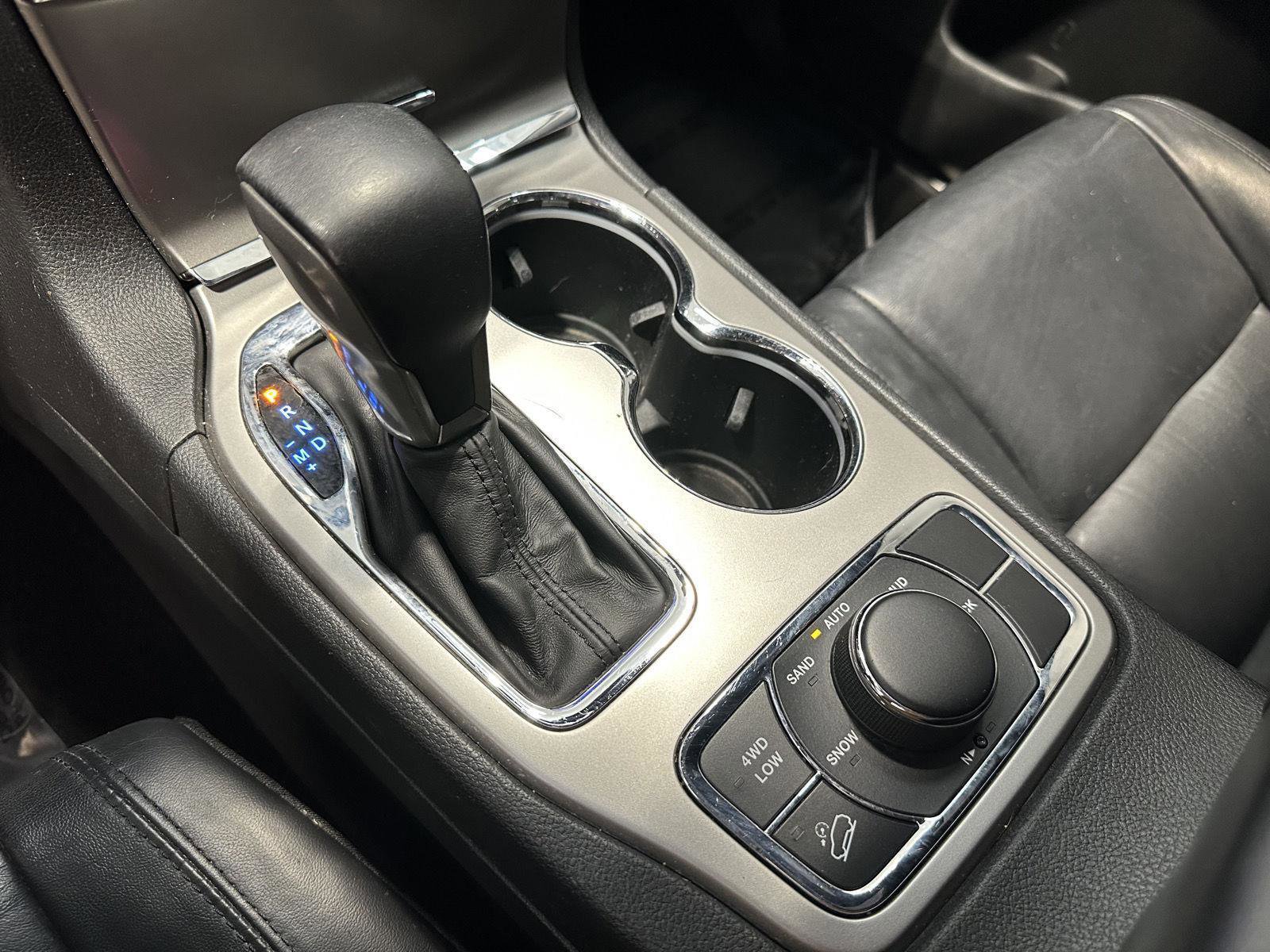 Used 2019 Jeep Grand Cherokee Limited w/ Trailer Tow Group IV AWD/4WD image 26