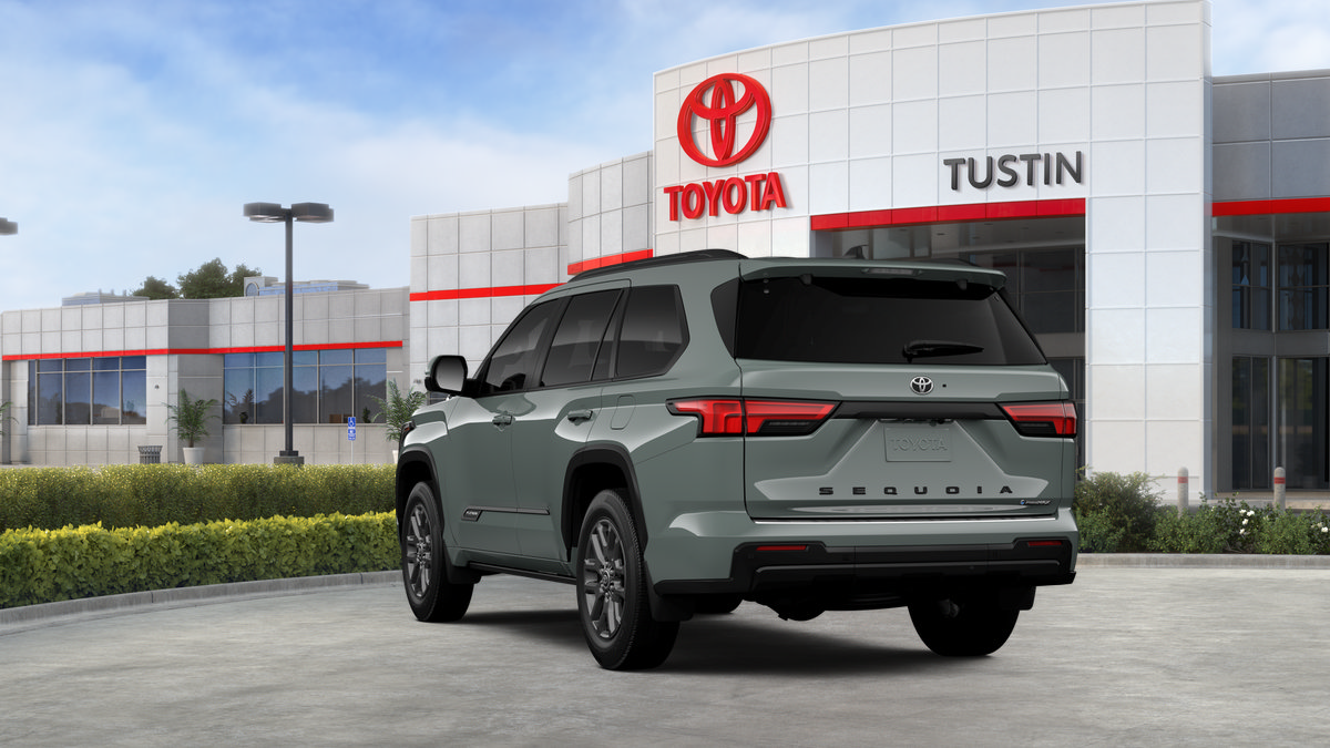 New 2026 Toyota Sequoia Platinum AWD/4WD image 17