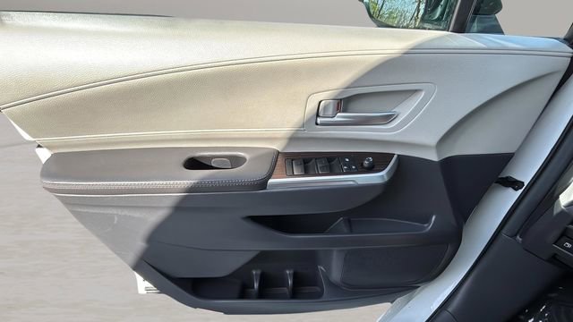 Used 2023 Toyota Sienna XLE w/ XLE Plus Package image 17