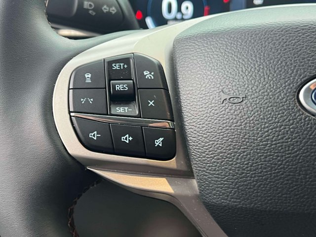 Used 2026 Ford Explorer Active AWD/4WD image 27