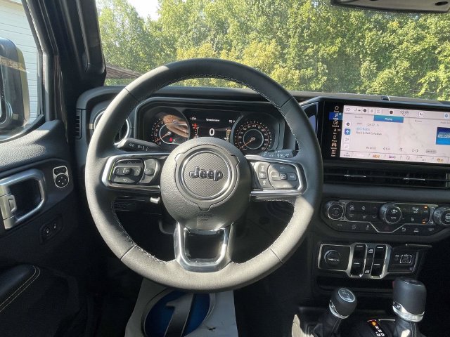 New 2027 Jeep Wrangler Unlimited Sahara AWD/4WD image 16