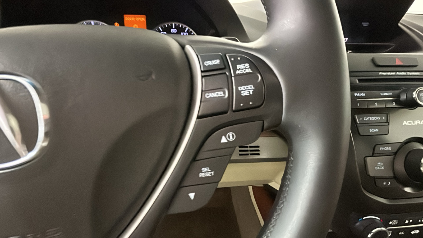 Used 2014 Acura RDX AWD image 19