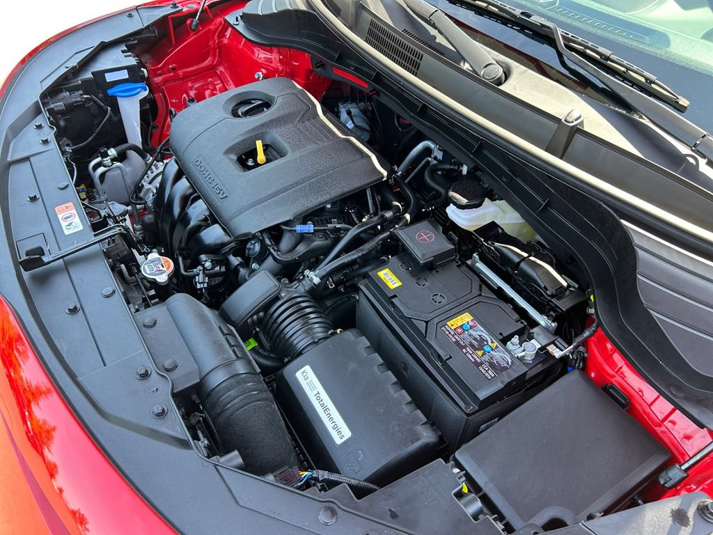 Used 2025 Kia Soul LX FWD image 31