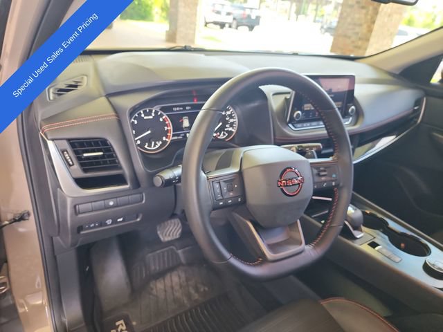 Used 2025 Nissan Rogue SV w/ Rock Creek Premium Package AWD/4WD image 9