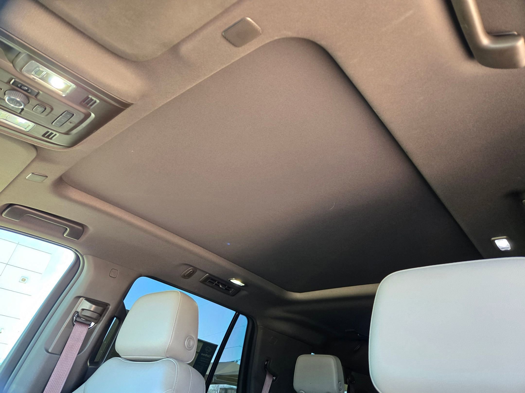 Used 2022 Chevrolet Tahoe Z71 w/ Z71 Off-Road Package image 13