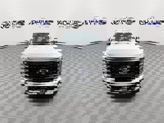 New 2026 Ford F350 XL image 3