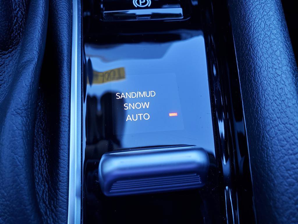 New 2026 Jeep Compass Latitude AWD/4WD image 21