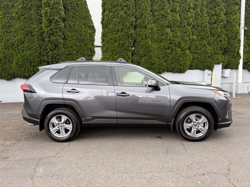 Used 2025 Toyota RAV4 XLE w/ Convenience Package AWD/4WD image 11