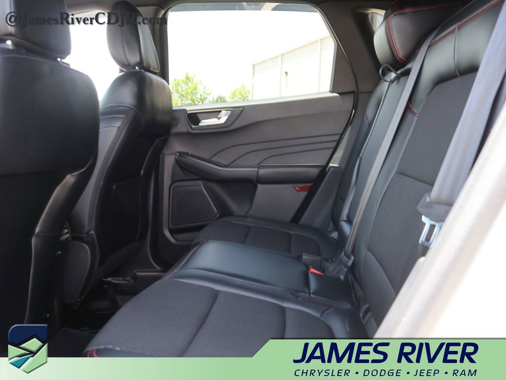 Used 2023 Ford Escape ST-Line Select w/ Tech Pack #2 AWD/4WD image 18