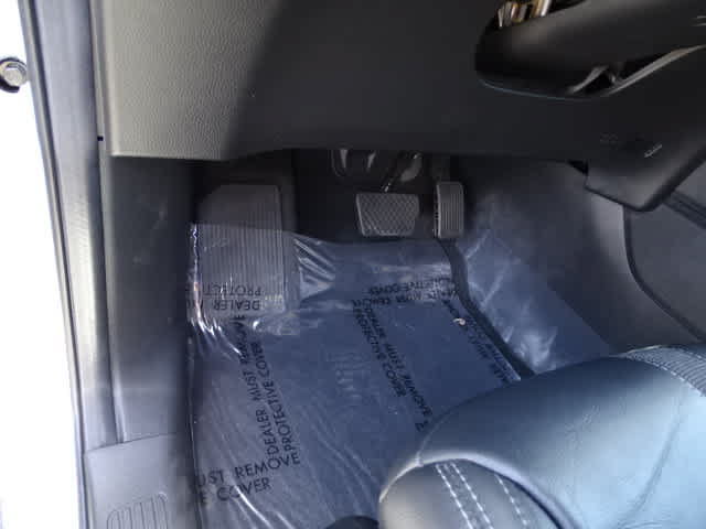 Used 2025 Honda Pilot EX-L image 15