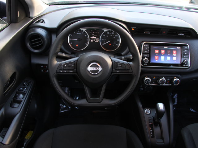 Certified 2025 Nissan Kicks Play S FWD image 16