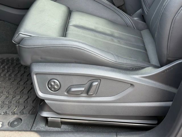 Used 2025 Audi Q5 2.0T Premium Plus w/ Premium Plus Package image 12
