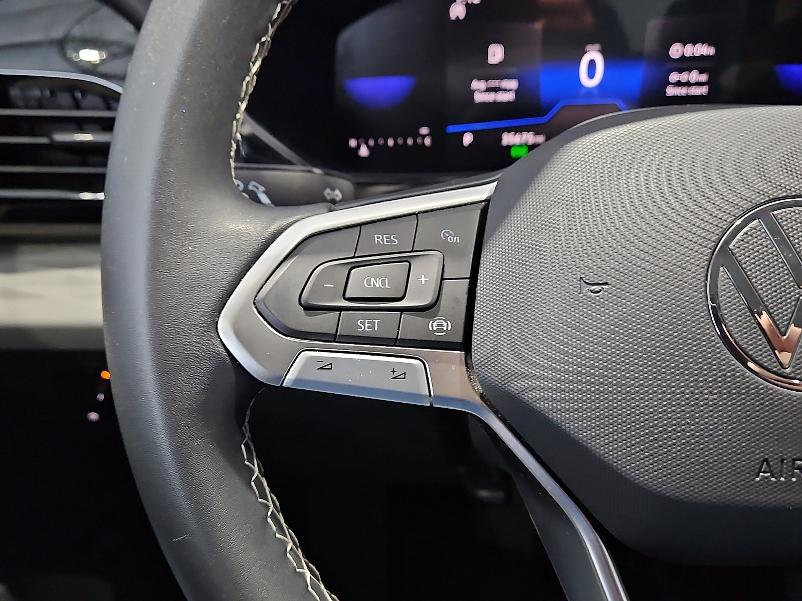 Certified 2023 Volkswagen Taos S FWD image 16