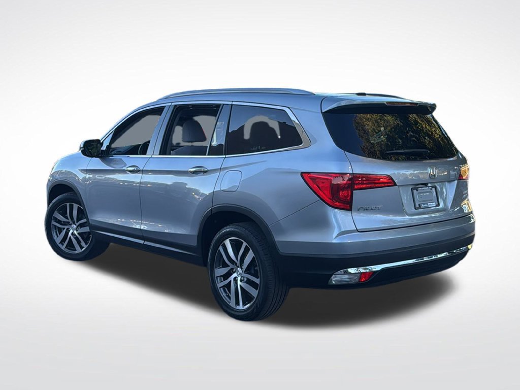 Used 2017 Honda Pilot Elite image 5