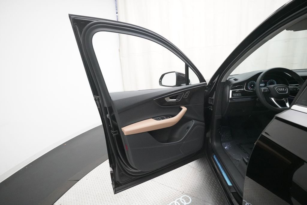 New 2026 Audi Q7 3.0T Premium image 16