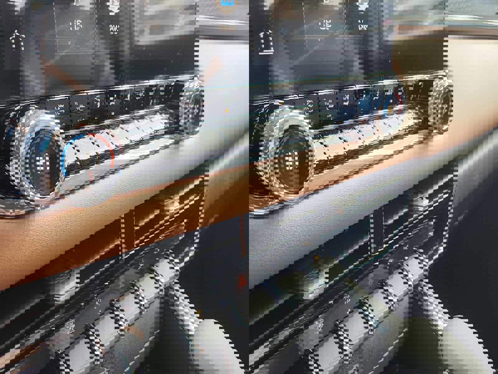 New 2026 GMC Canyon AT4 w/ Technology Plus Package image 22