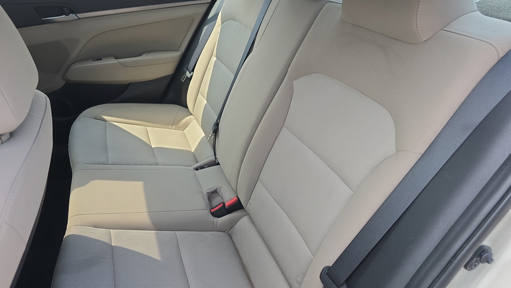 Used 2017 Hyundai Elantra Value Edition w/ Cargo Package FWD image 27