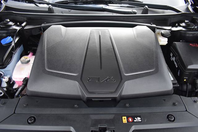 Used 2025 Kia EV6 Wind RWD image 36