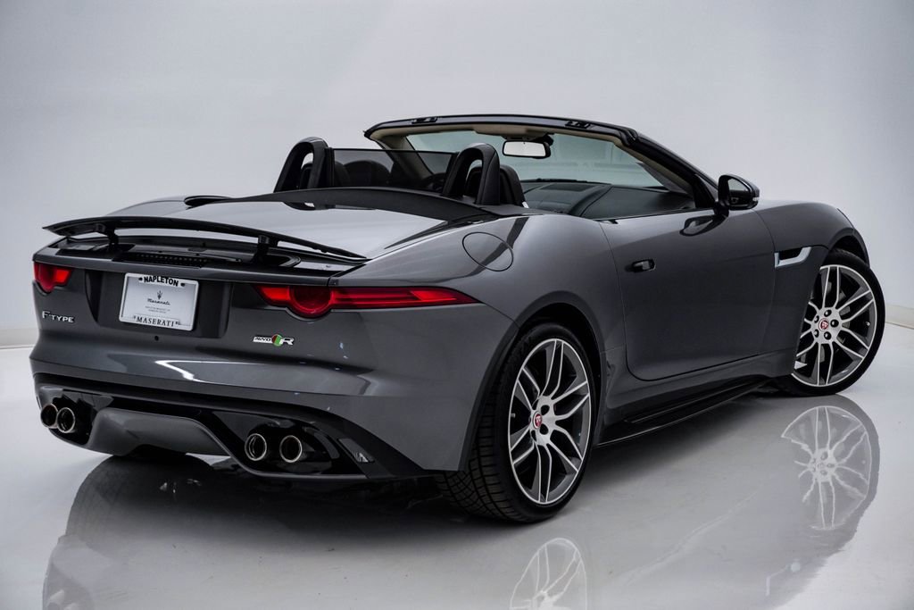 Used 2016 Jaguar F-TYPE R image 13
