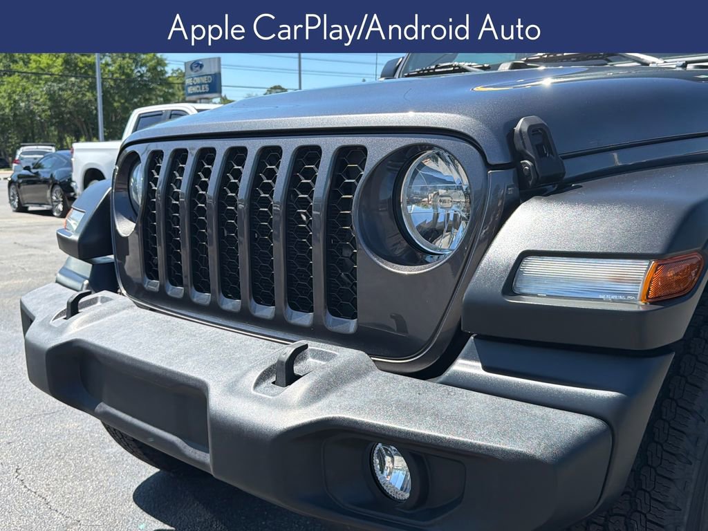 Used 2022 Jeep Gladiator Sport w/ Trailer Tow Package AWD/4WD image 15