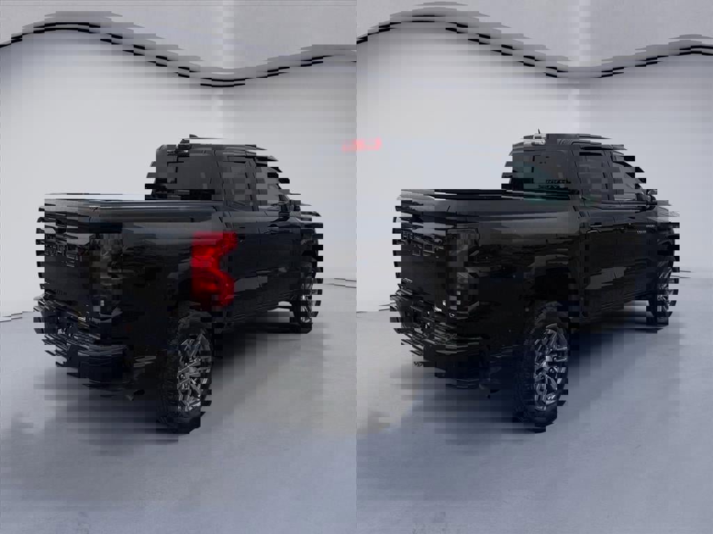 Used 2023 Chevrolet Colorado LT w/ LT Convenience Package II image 5