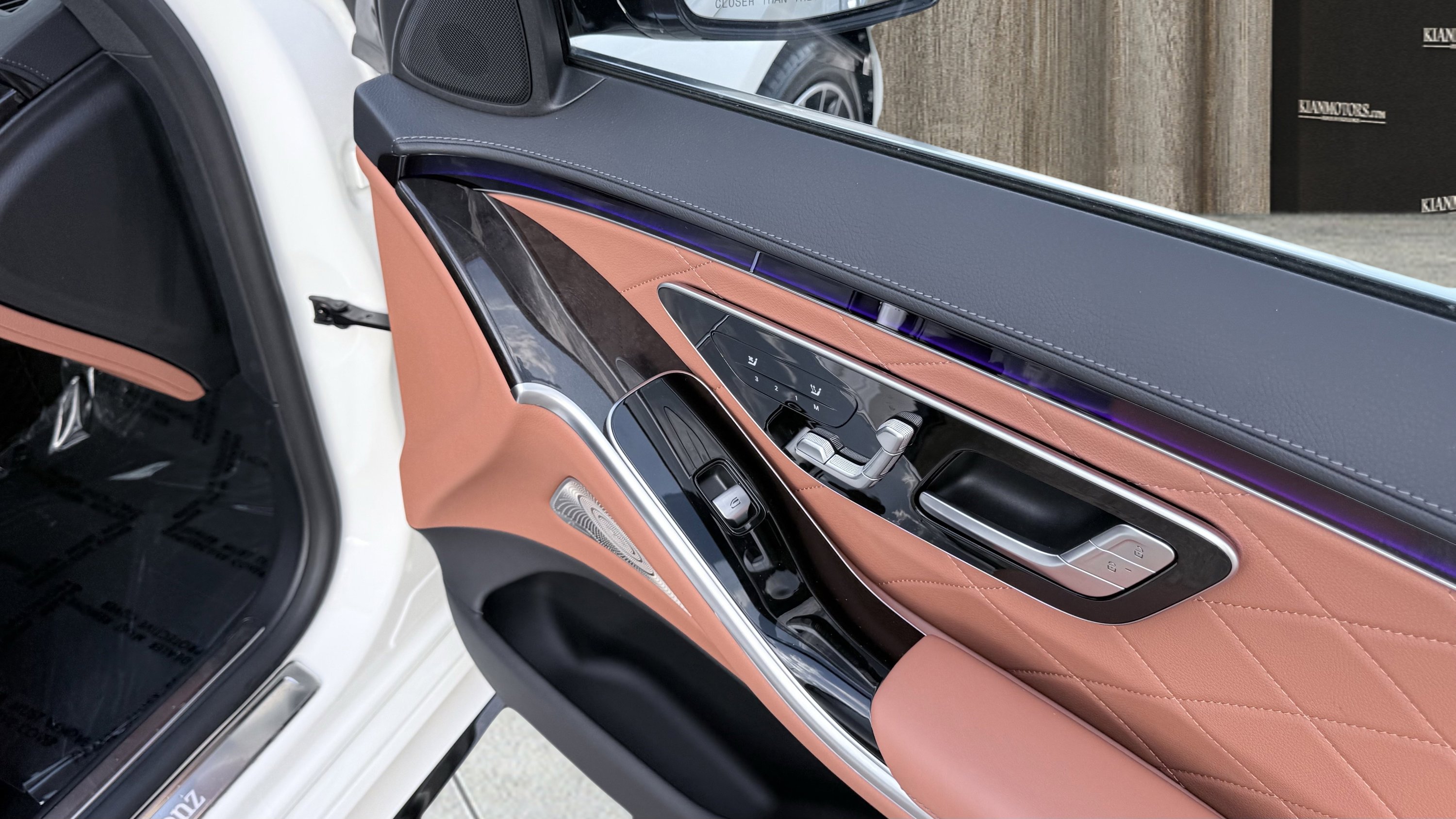 Used 2022 Mercedes-Benz S 580 4MATIC Sedan image 45