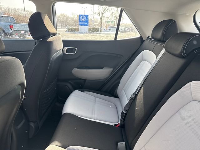 Certified 2023 Hyundai Venue SEL image 20