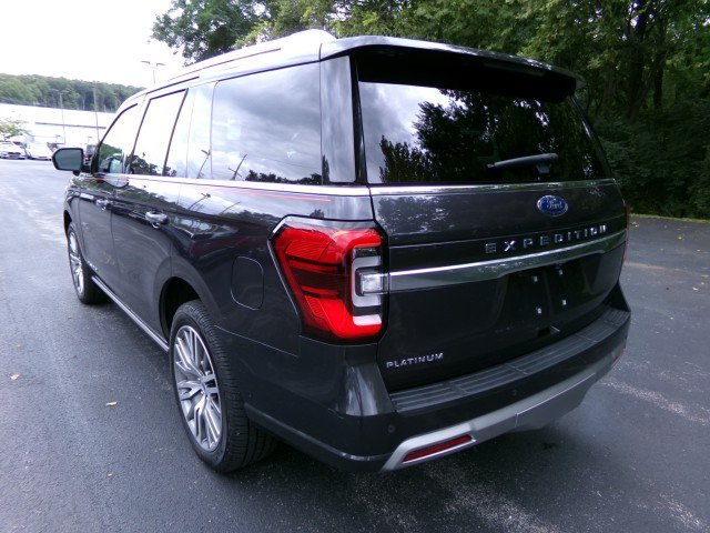 Used 2022 Ford Expedition Platinum AWD/4WD image 7