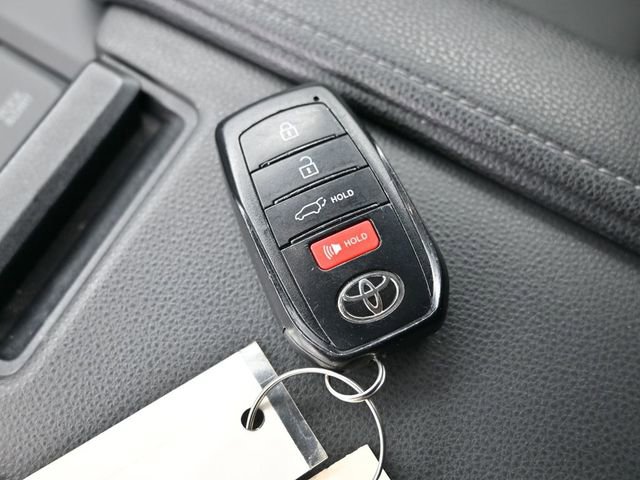 Used 2024 Toyota Grand Highlander XLE image 19