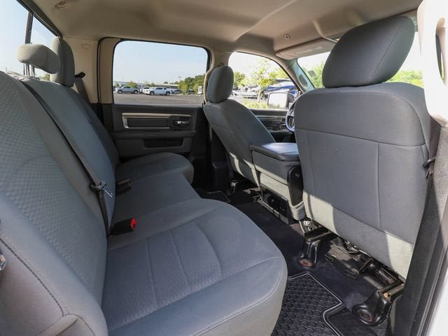 Used 2019 RAM 1500 Classic SLT RWD image 23