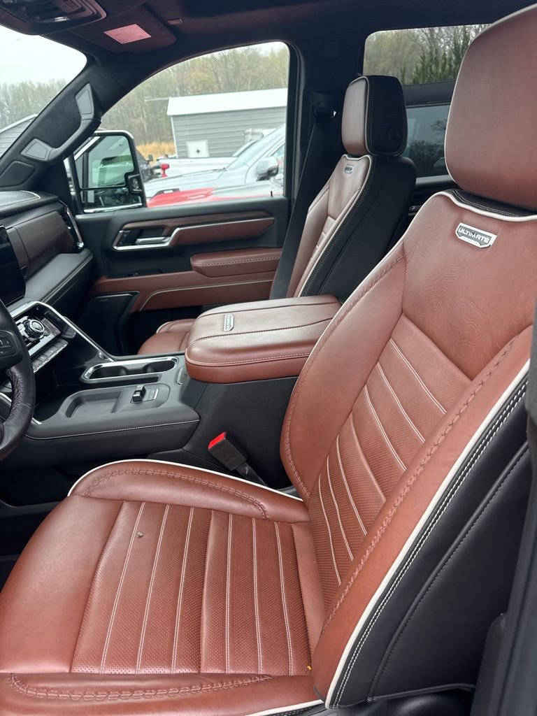 Used 2025 GMC Sierra 2500 Denali Ultimate w/ Max Trailering Package image 19