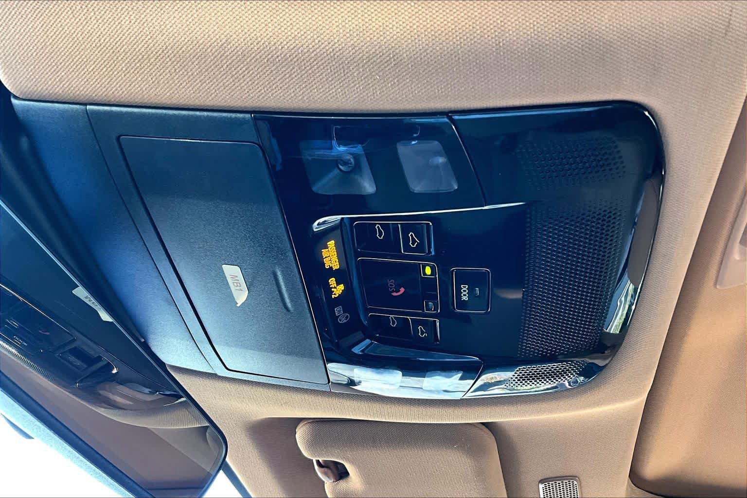 Used 2025 Lexus NX 350h AWD w/ Cold Area Package image 32