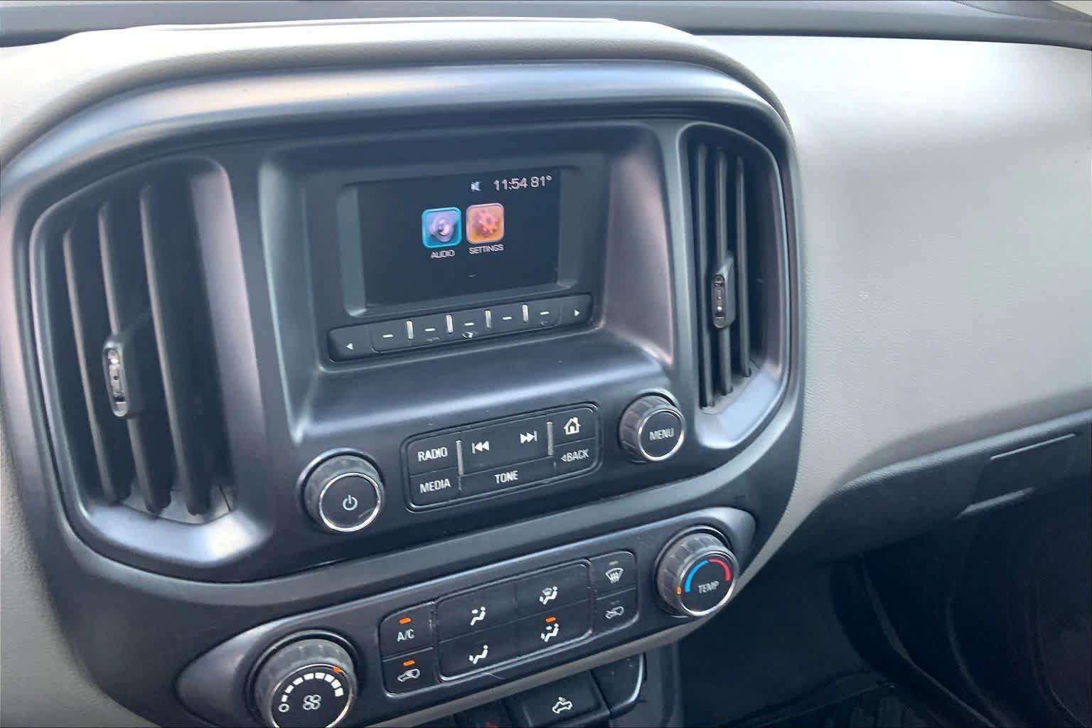 Used 2017 Chevrolet Colorado W/T RWD image 34