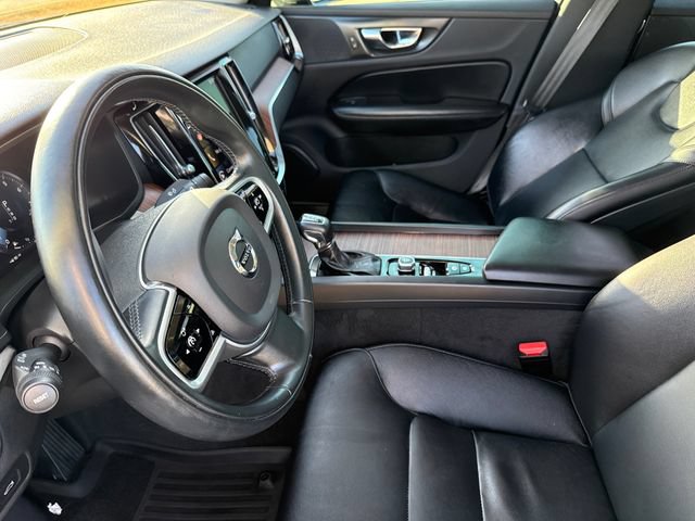 Used 2021 Volvo S60 T5 Momentum FWD image 17