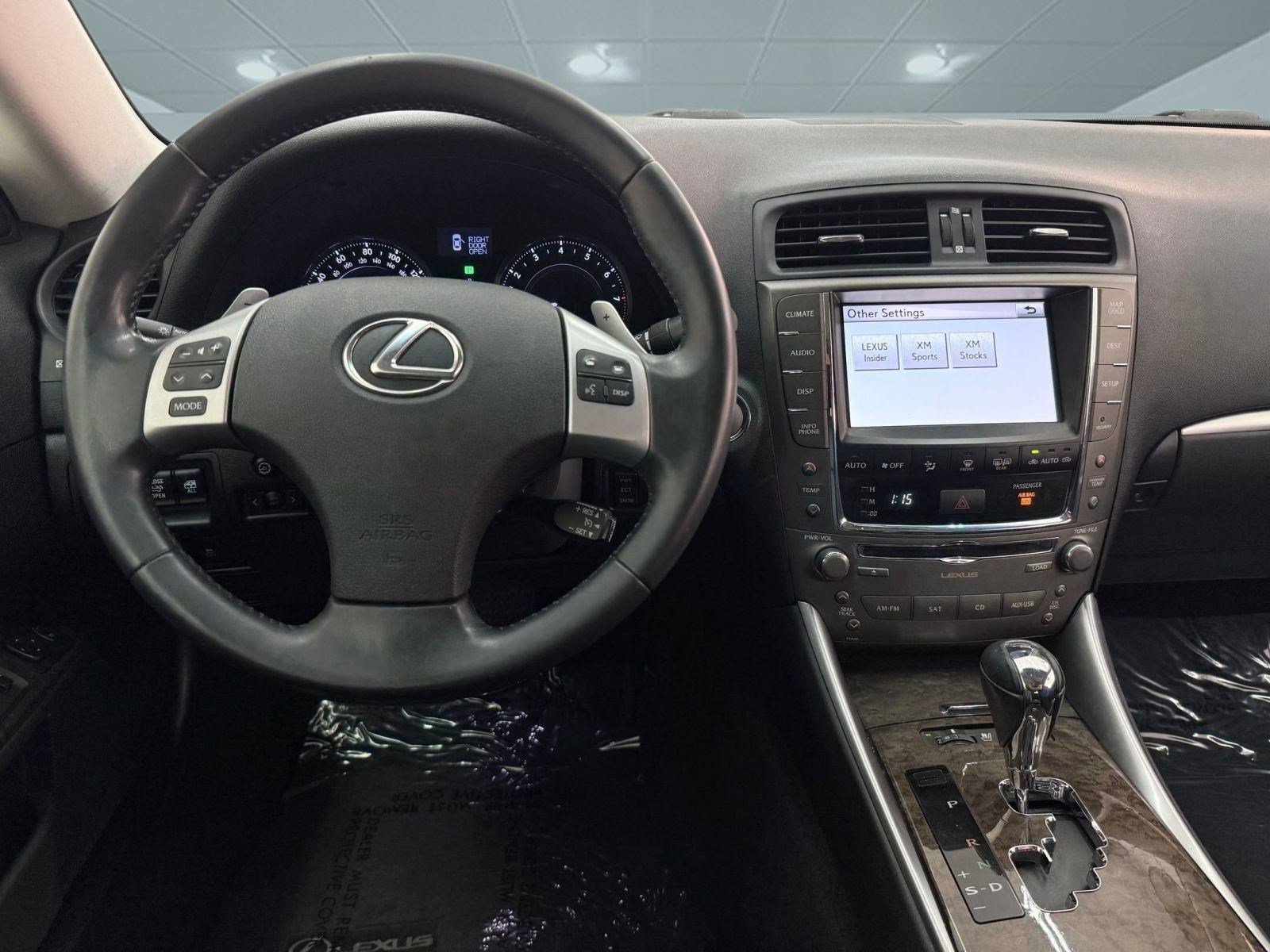 Used 2012 Lexus IS 350C RWD image 29