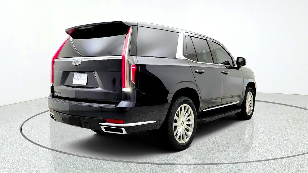 Used 2022 Cadillac Escalade Premium Luxury RWD image 5