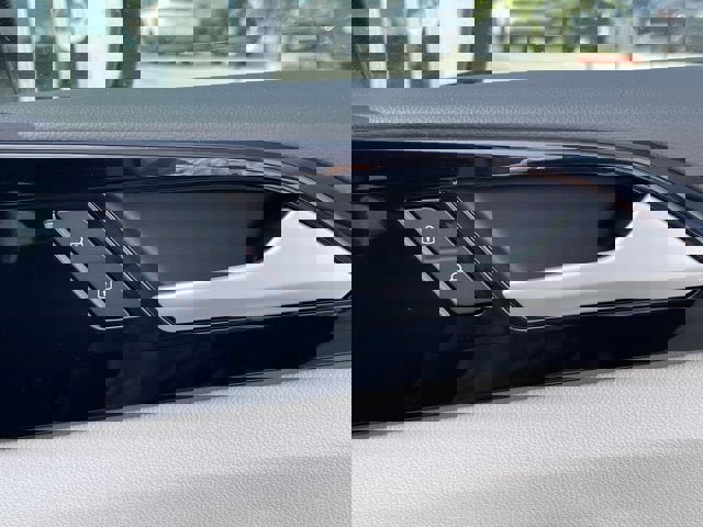 New 2025 Volkswagen Taos S image 30