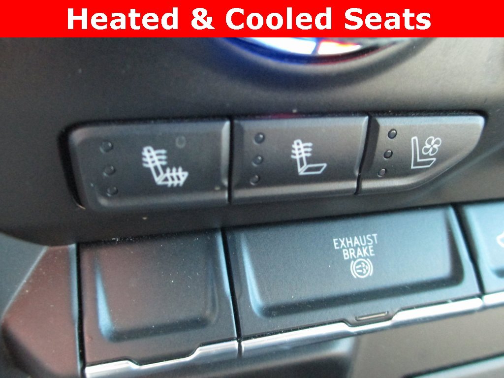 Certified 2020 GMC Sierra 3500 SLT w/ SLT Convenience Package image 18