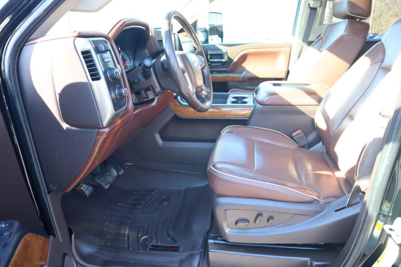 Used 2019 Chevrolet Silverado 2500 High Country w/ Duramax Plus Package image 14