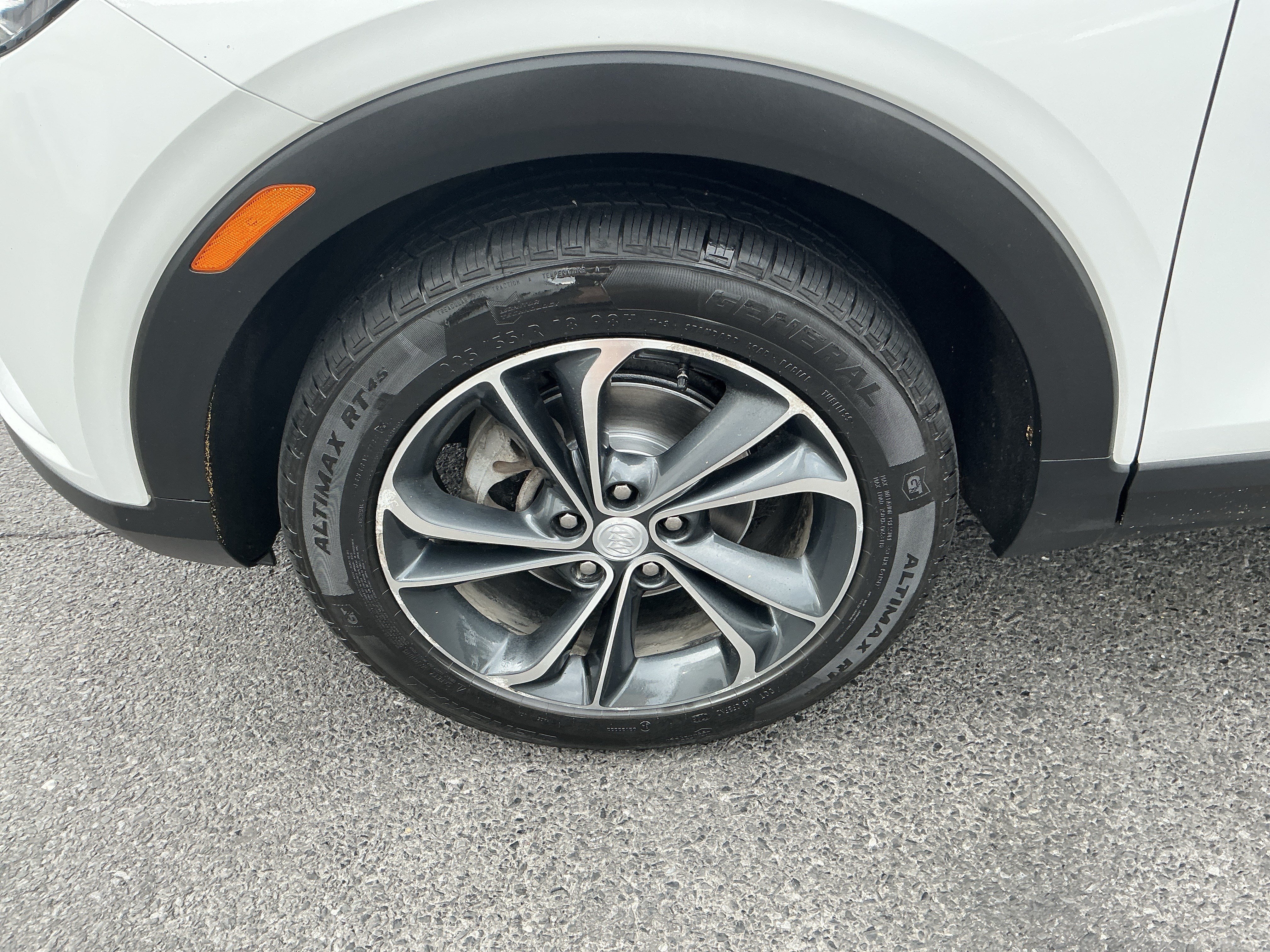 Used 2022 Buick Encore GX Select FWD image 9