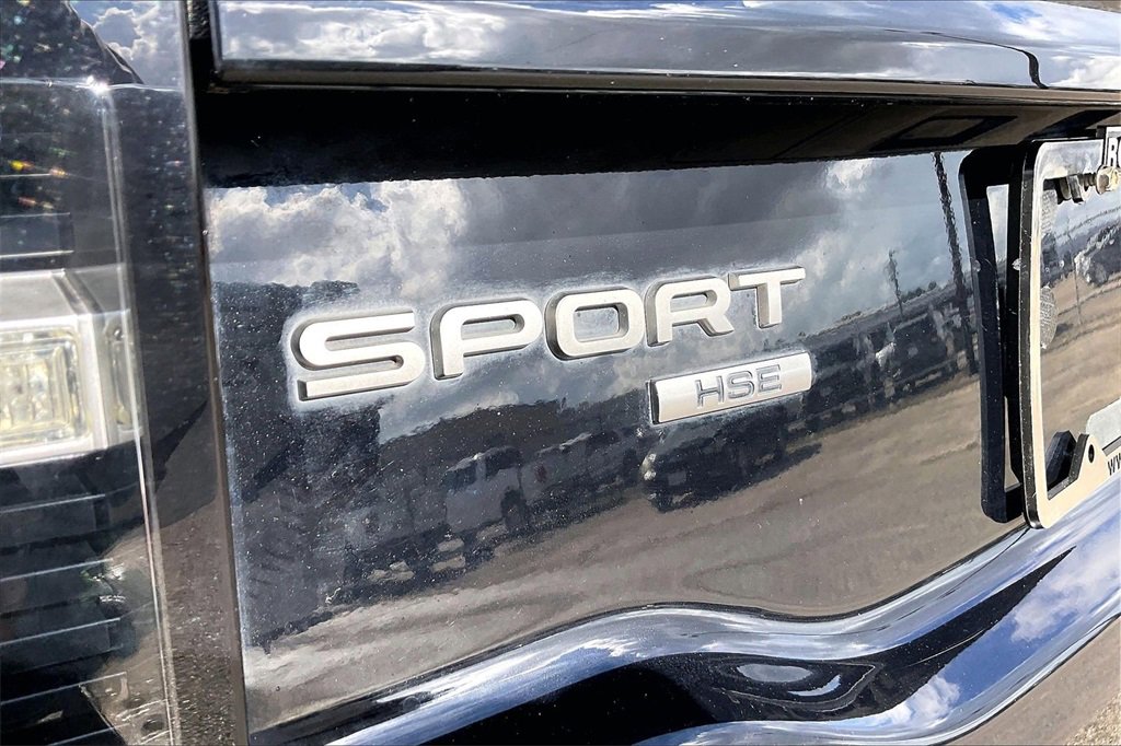 Used 2019 Land Rover Discovery Sport HSE image 21