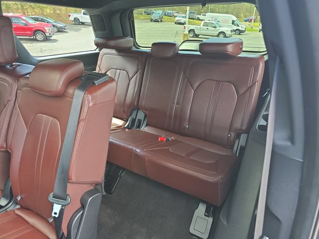 Used 2022 Ford Expedition Limited AWD/4WD image 26