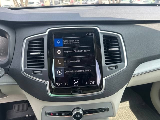 Used 2021 Volvo XC90 T5 Momentum w/ Protection Package AWD/4WD image 3