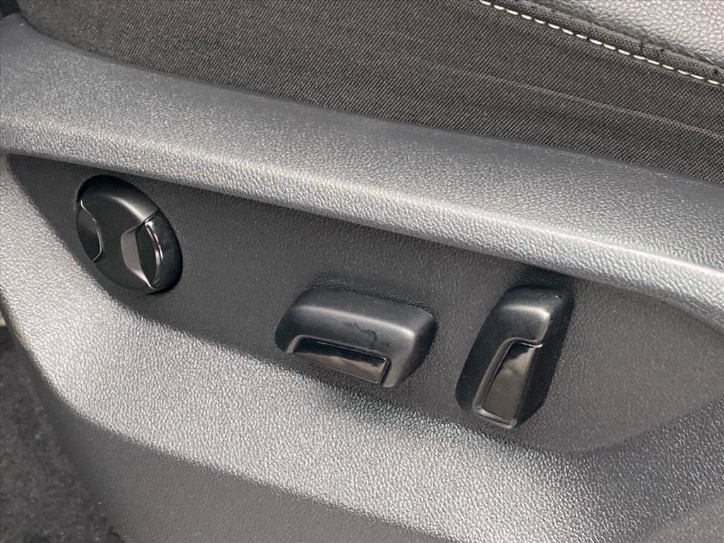 Certified 2022 Volkswagen Atlas SE image 11