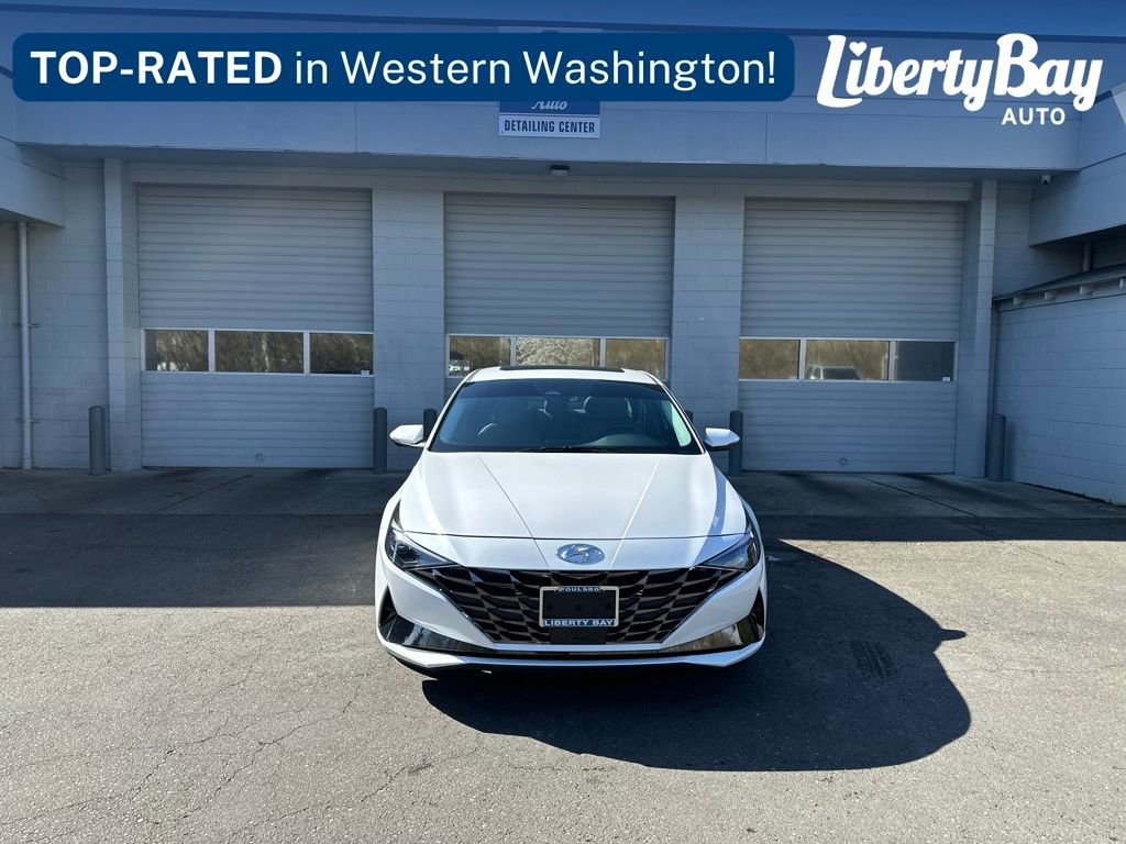 Used 2023 Hyundai Elantra Limited image 2