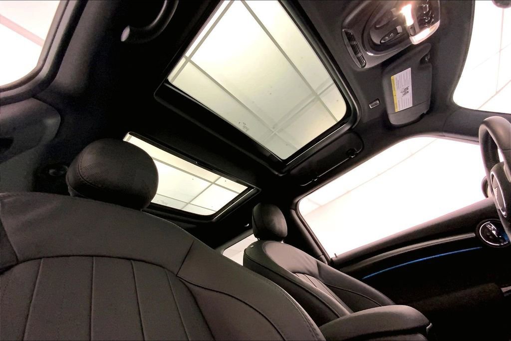 Certified 2024 MINI Cooper S w/ Signature Upholstery Package image 25